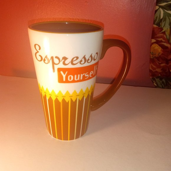COFFEE & TEA BEVERAGE TALL MUG THAT SAYS ESPRESSO YOURSELF FROM CRACKER BARREL - Picture 2 of 7